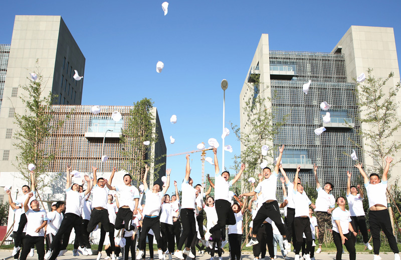 2019年7月1日，北京集团大学生入职培训，洋溢的青春在必胜博国际继续 。