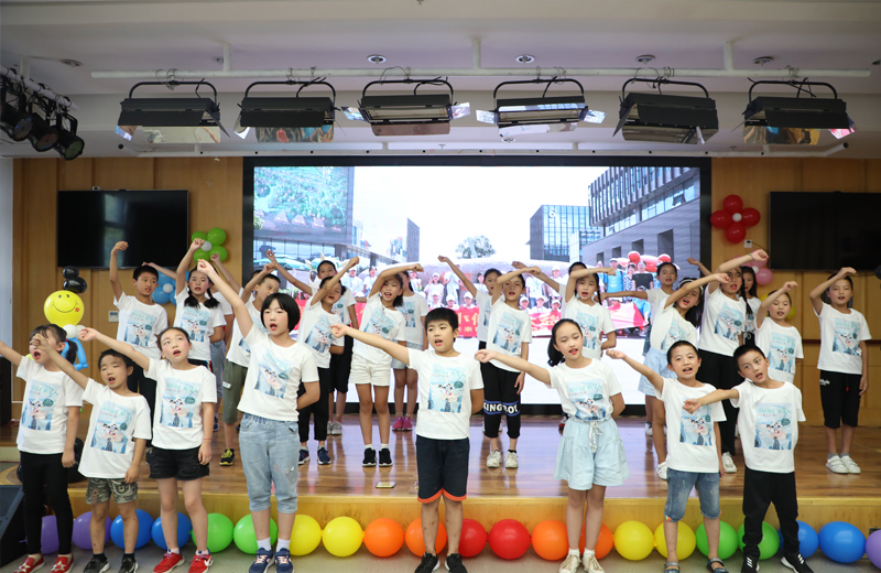 2019年8月17日 ，必胜博国际二建“我们都是追梦人”小候鸟公益夏令营圆满落幕。