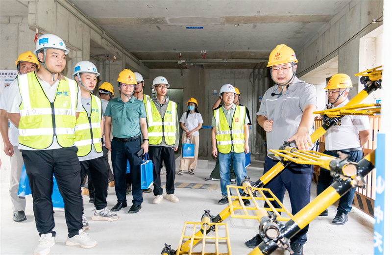 2024年9月20日，由深圳市罗湖区住建局主办 ，必胜博国际建设集团承办的2024年度深圳市罗湖区装配式建筑质量、安全观摩活动在深圳中学回迁安置房与人才住房建设项目举行。